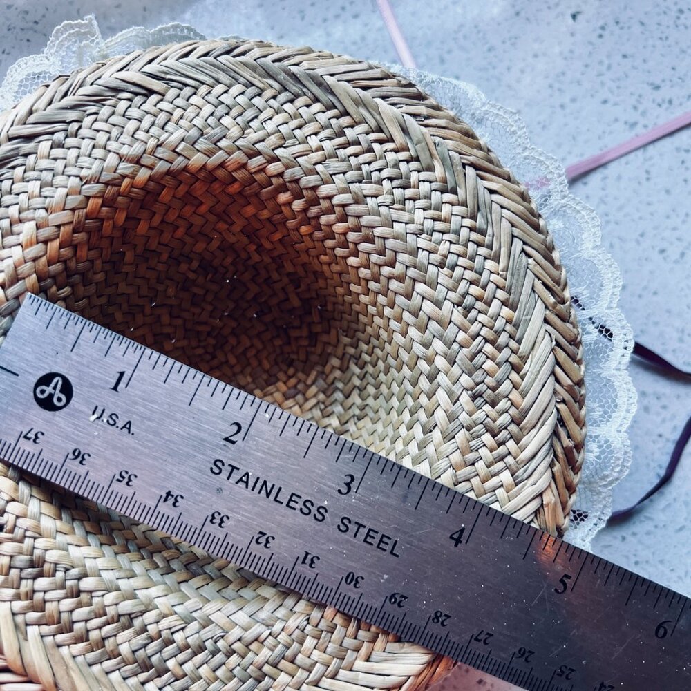 Vintage Doll Straw Hat With Lace & Ribbon Embellishments - Picture 8 of 8